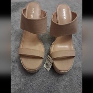 women's beige Express platform wedges, open toe straps slip on sandals size 8.
